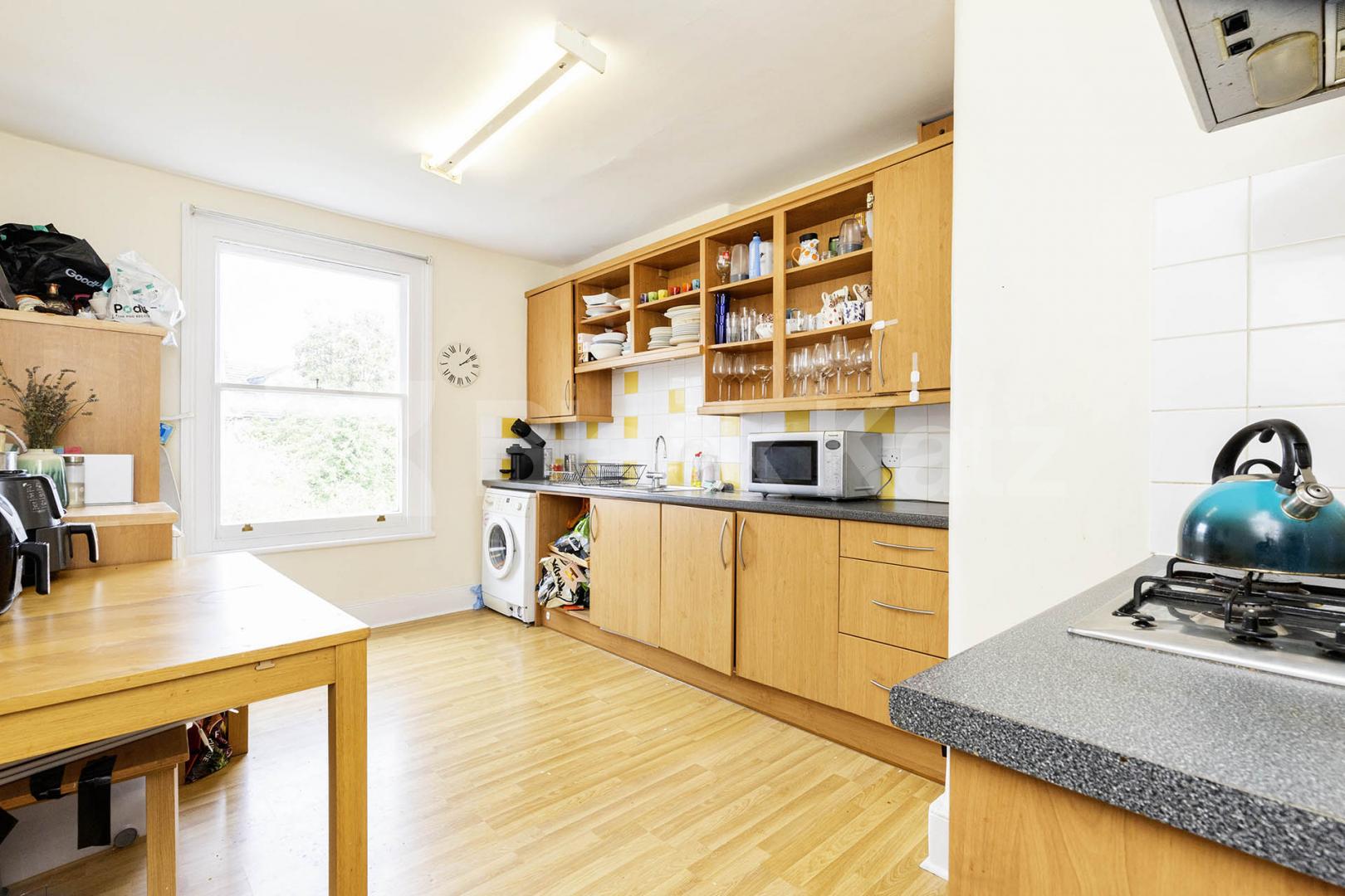 Modern Apartment Fordwych road, West Hampstead